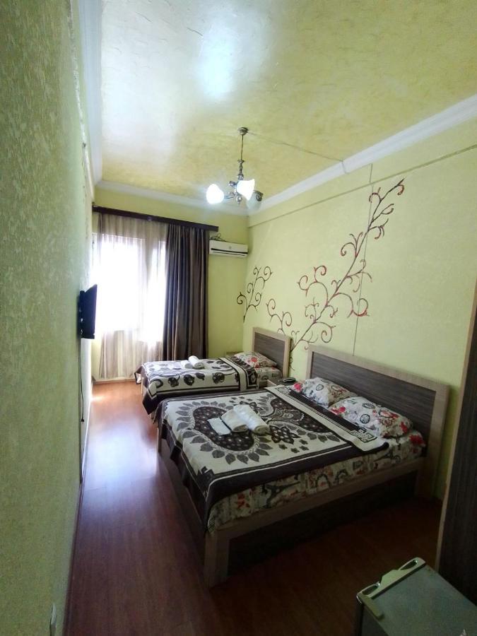 באטומי Hotel Vakhtanguri מראה חיצוני תמונה