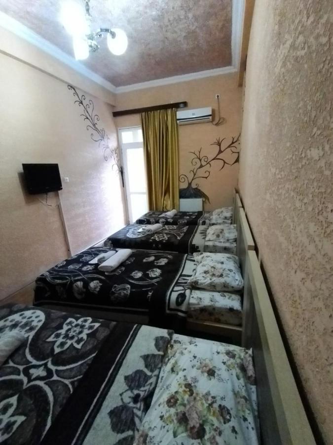 באטומי Hotel Vakhtanguri מראה חיצוני תמונה