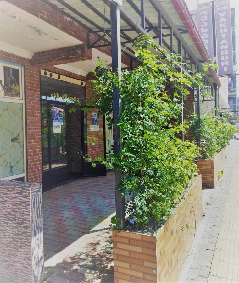 באטומי Hotel Vakhtanguri מראה חיצוני תמונה