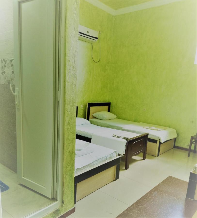 באטומי Hotel Vakhtanguri מראה חיצוני תמונה