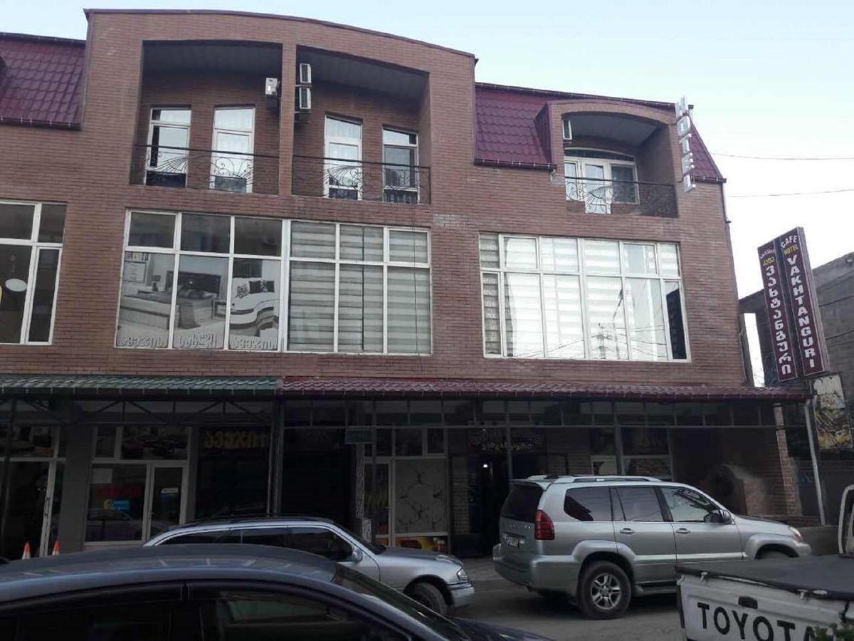 באטומי Hotel Vakhtanguri מראה חיצוני תמונה